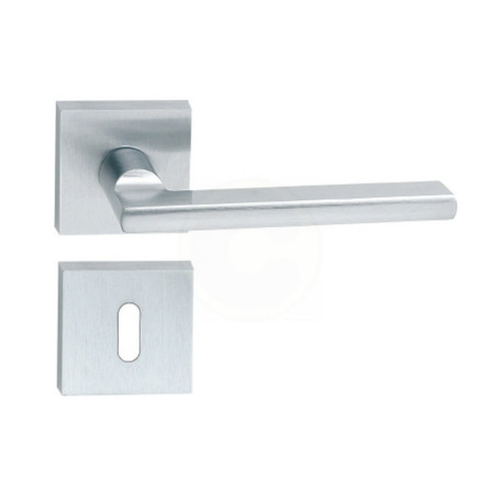 MANIGLIA OTTONE METRO C\BOCCHETTA CROM SATIN