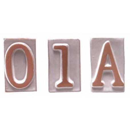 NUMERO CIVICO IN TERRACOTTA 2  CM.8